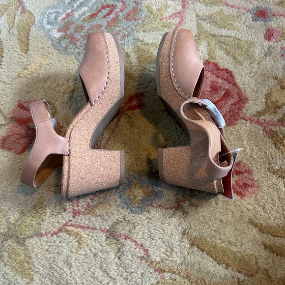 Aetrex Finley Leather Heel – Size 8.5 – Camel – New in Box - Picture 8 of 14